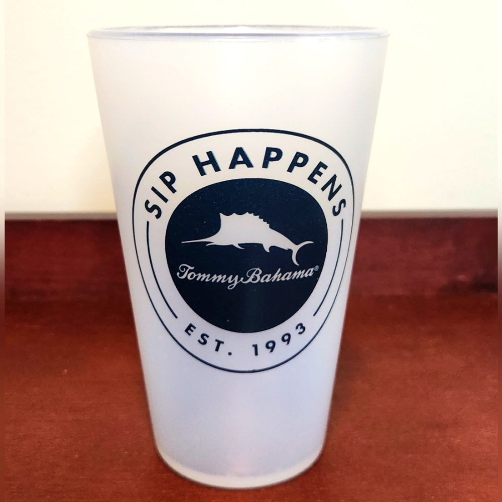 Tommy Bahamas "Sip Happens" Rubber Cup